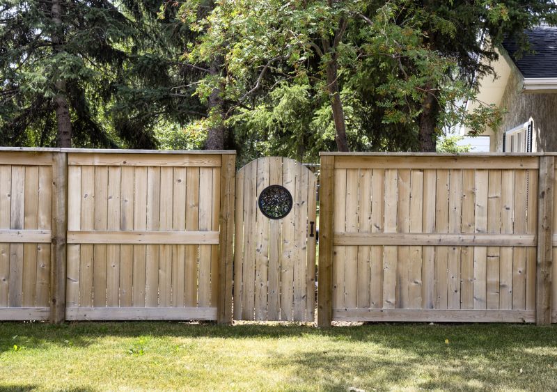 Pine Fence Installation in Pearland, TX